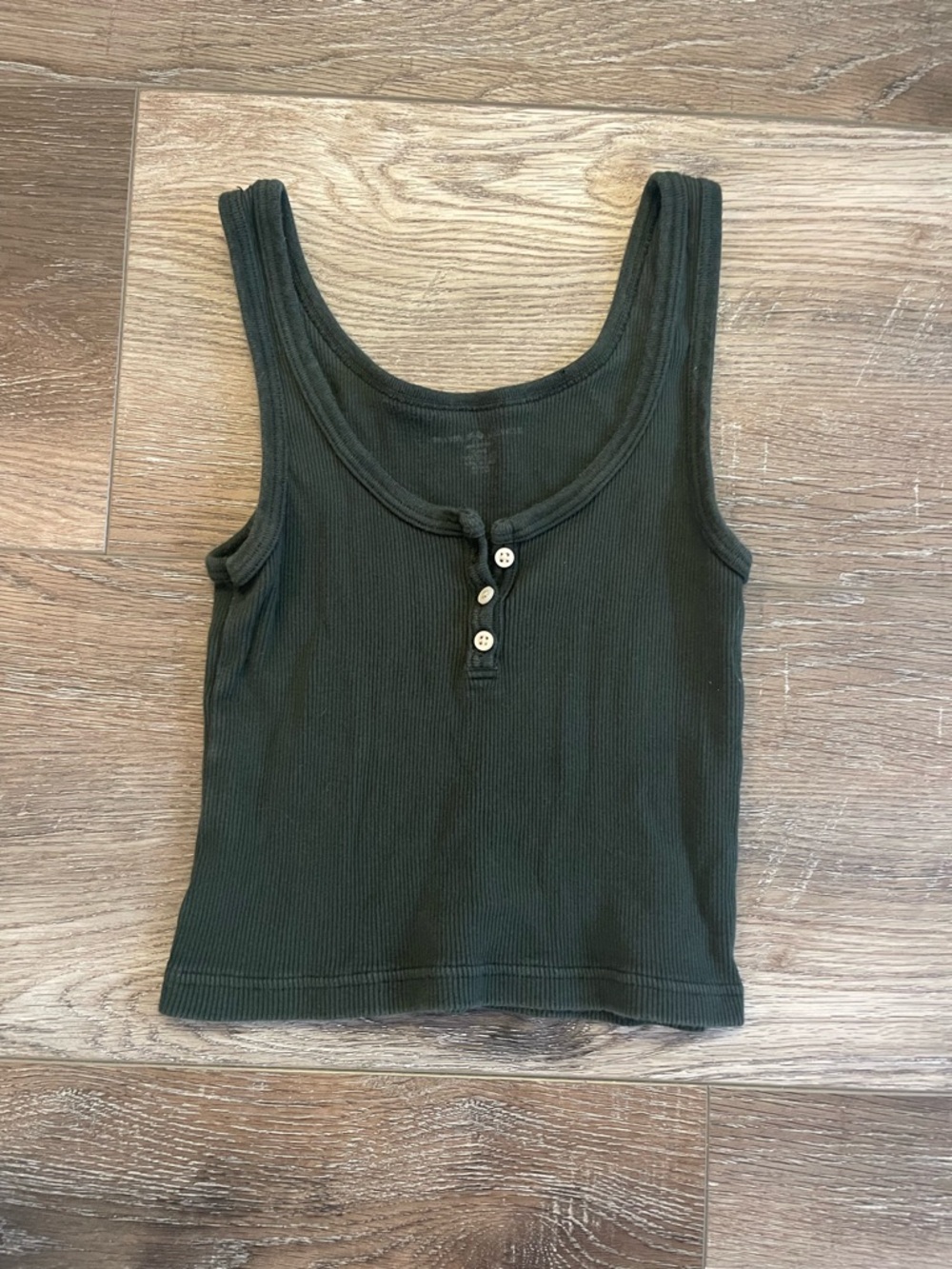 Brandy Melville green Ribbed Henley Tank Top great condition one size